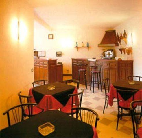 Hotel Il Giardino Dogliani Ngoại thất bức ảnh