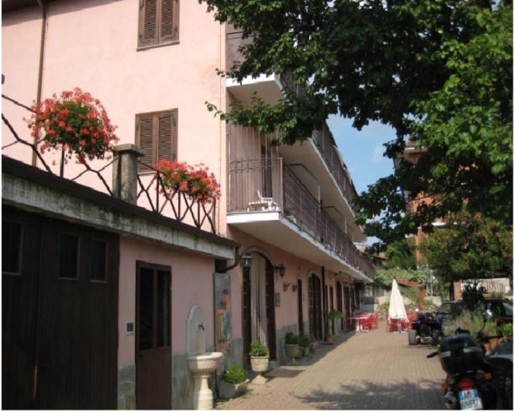 Hotel Il Giardino Dogliani Ngoại thất bức ảnh