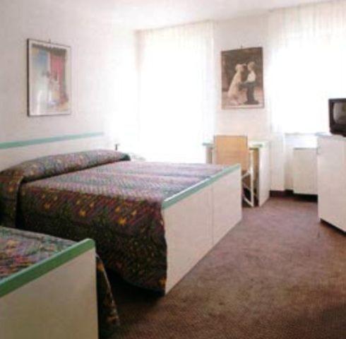 Hotel Il Giardino Dogliani Phòng bức ảnh